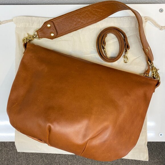Clare V Moyen Messenger in Tan Leather - Picture 2 of 12